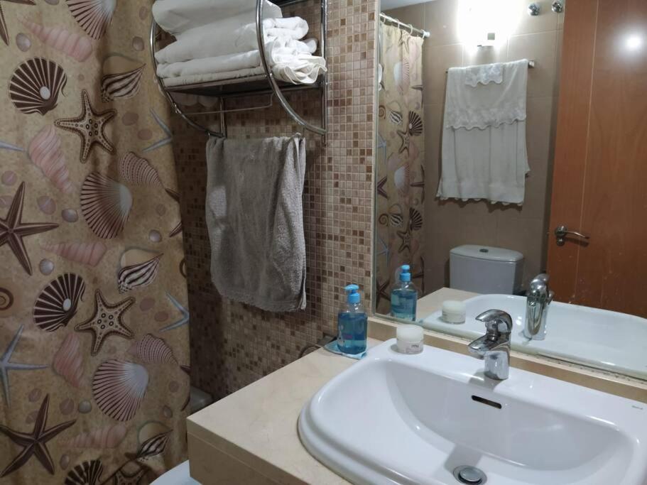 レタマルBajo Puerta De Alcazabaアパートメント エクステリア 写真